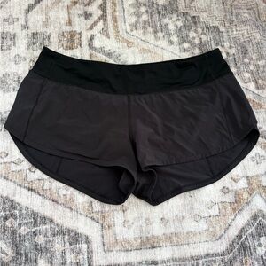 lululemon athletica Black Speed Up Short 2.5 inch Size 8